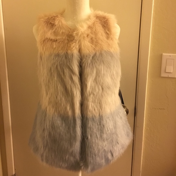 NWT Marc New York Andrew Marc Faux Fur Vest - Picture 1 of 4